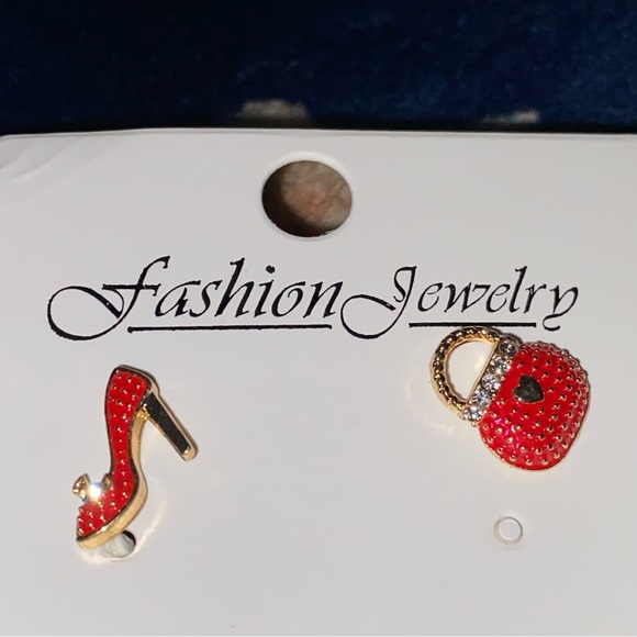 NWT - Women’s Shiny Rhinestone 14k Gold Plated Earrings (Red Color / One Size) - Picture 2 of 5